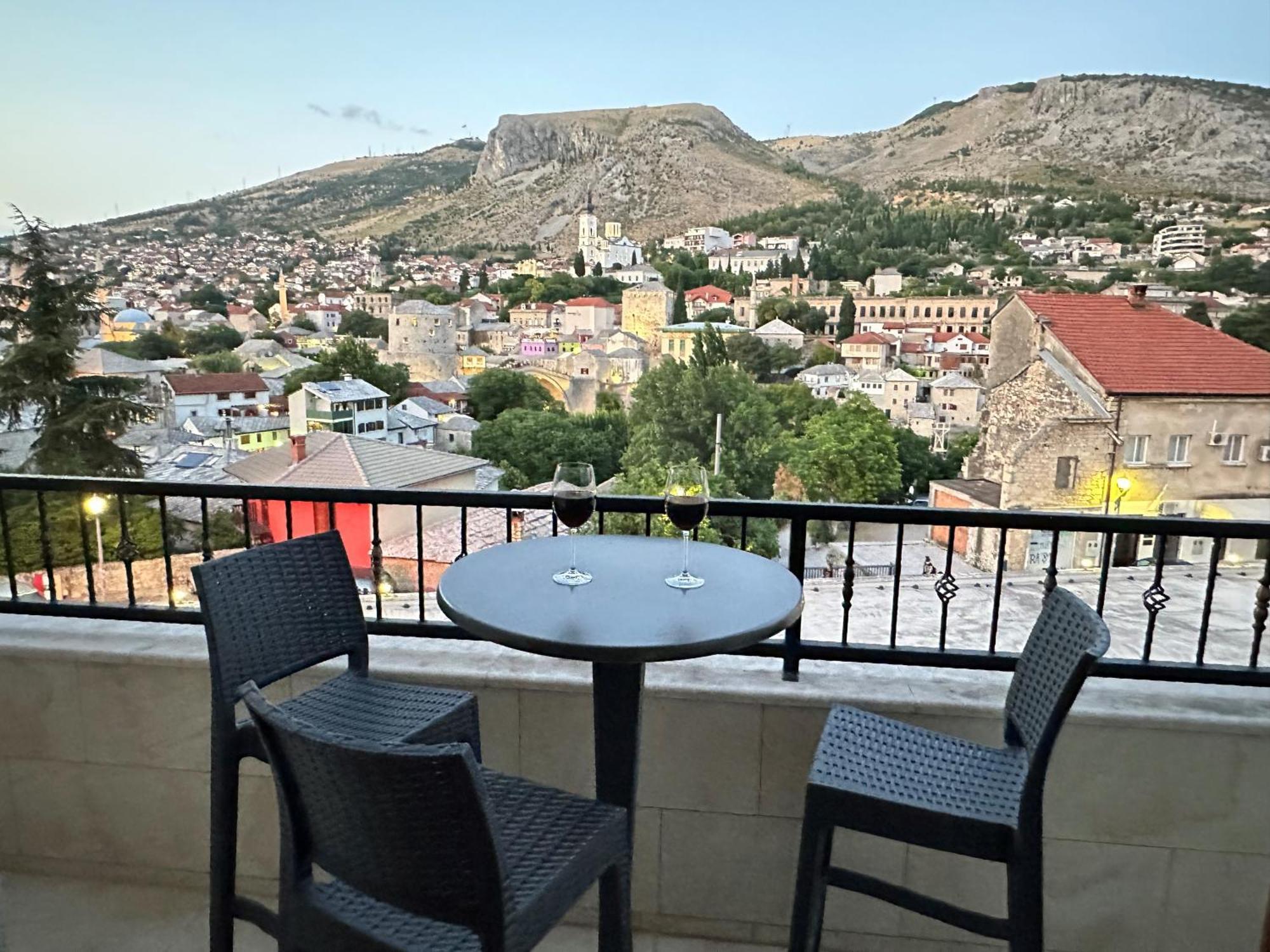 Captain'S Luxury Apartments Мостар Екстер'єр фото